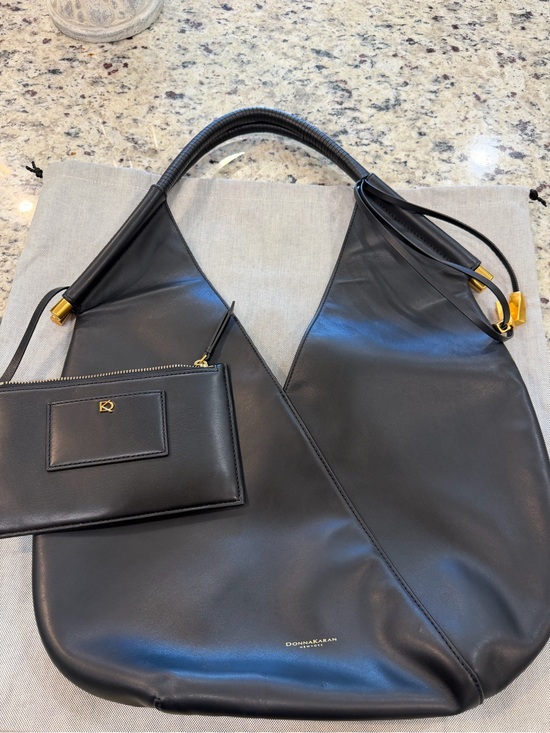 Donna Karan Handbags - Donna Karan Black Leather Shoulder Hobo with Gold Hardware